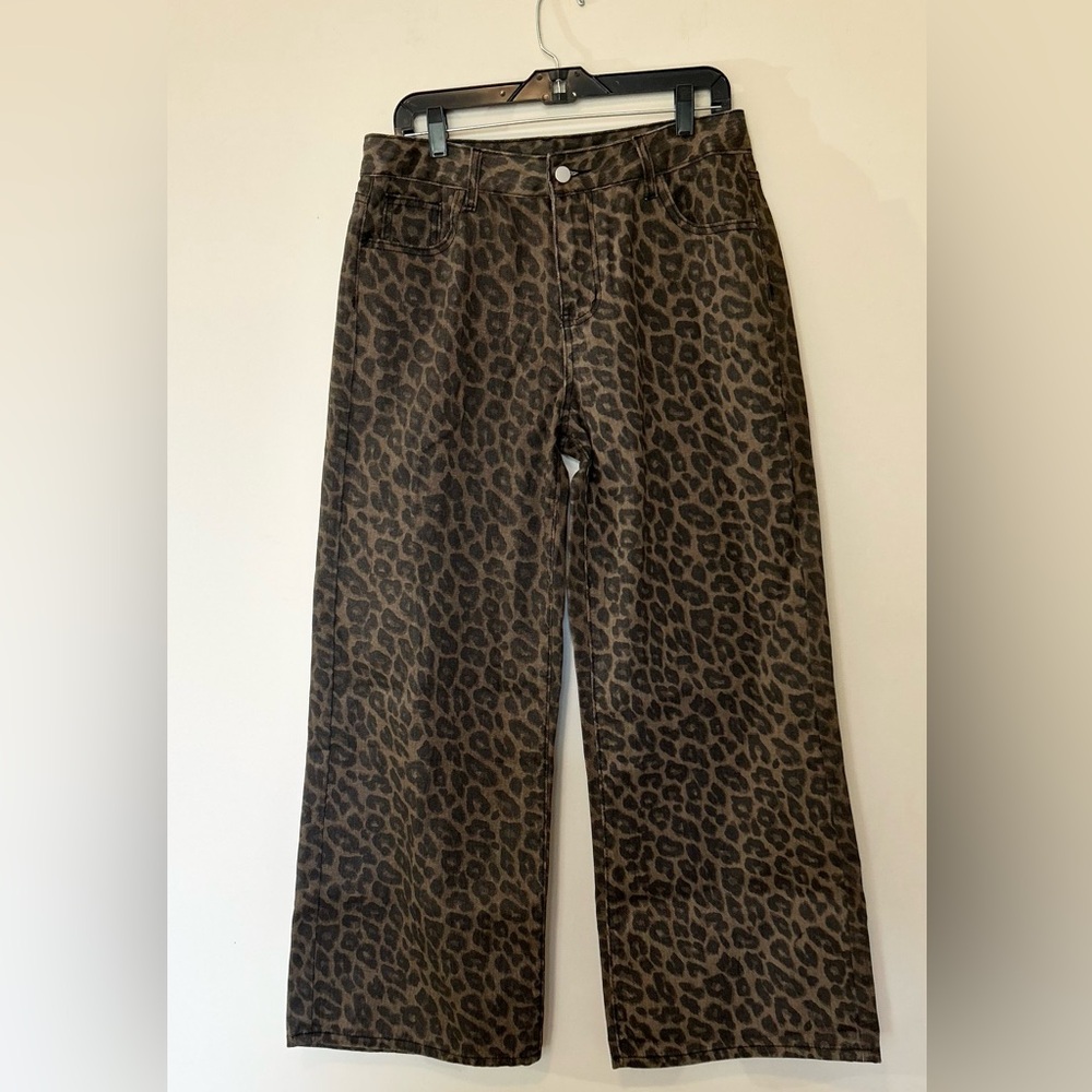 Leopard Print Wide Leg Jeans